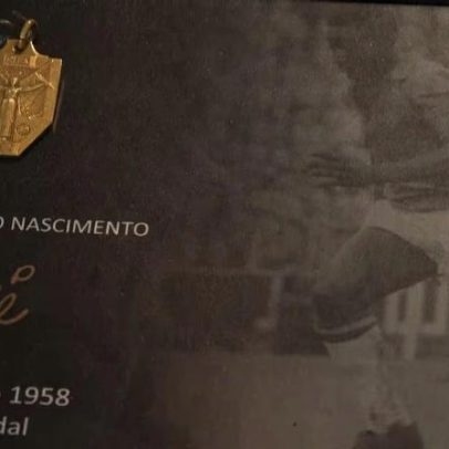 Medalha de Pelé de 1958 é destaque em leilão de relíquias da Copa