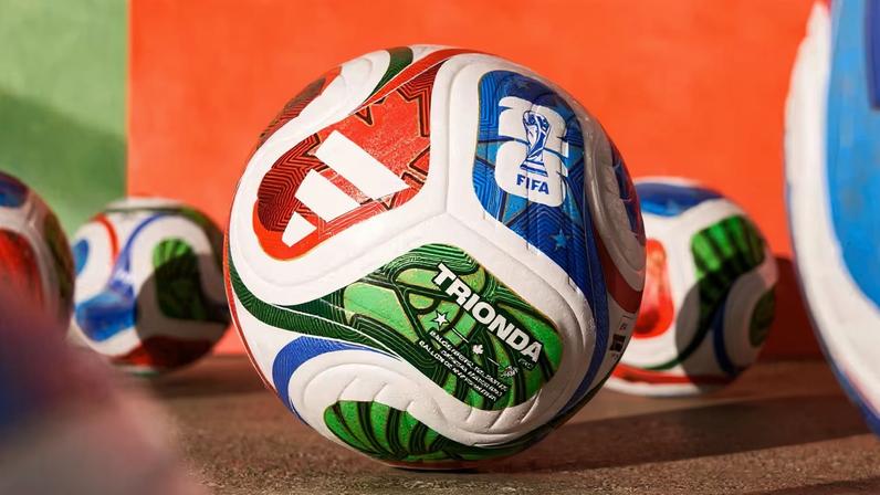 Bola da Copa do Mundo é um símbolo de cada edição do torneio