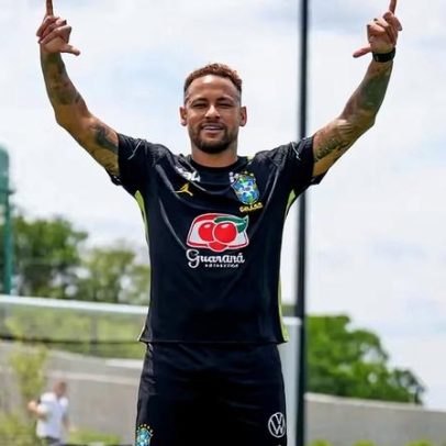 Neymar fica à disposição de Ancelotti diante da Escócia