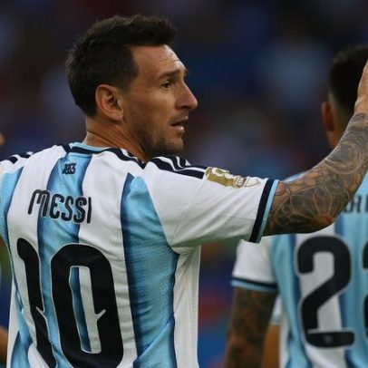 Messi explica choro na vitória sobre Argélia após recorde de gols em Copas