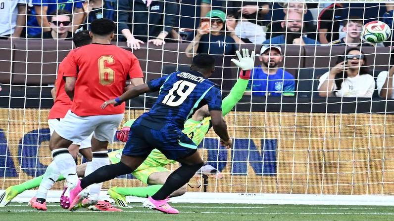 Endrick faz o segundo gol do Brasil contra o Egito em amistoso nos EUA