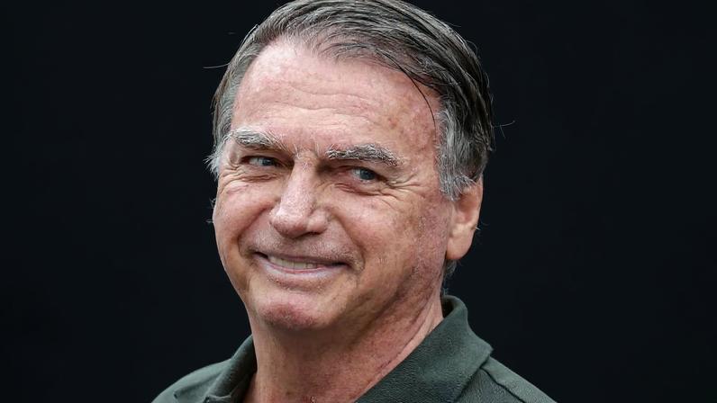 Na petição, os advogados afirmaram que o ex-presidente não tinha a intenção de burlar regras
