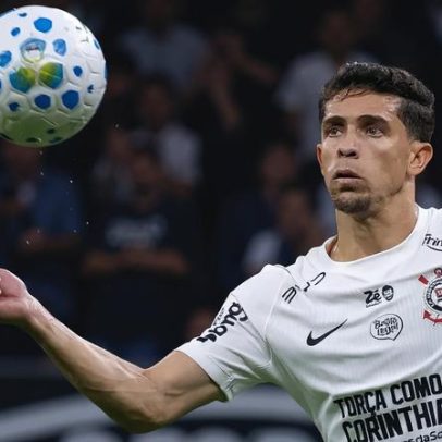 Gabriel Paulista ganha espaço no Corinthians e se firma como titular