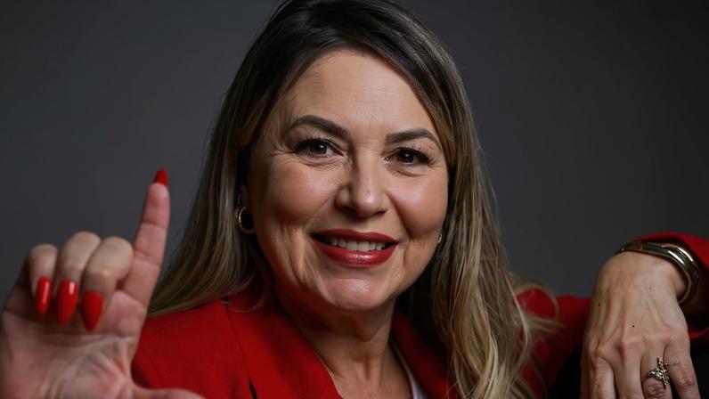 Advogado apontou impedimento moral. Seccional ainda irá analisar se expulsa empresária.
