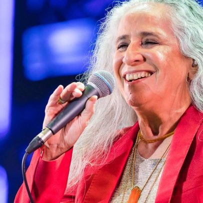 Maria Bethânia completa 80 anos e compartilha marcos de sua carreira
