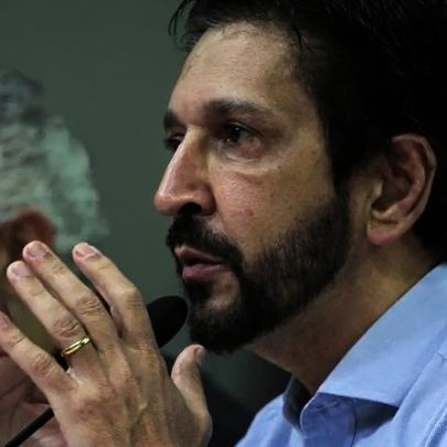 Flávio Bolsonaro apoia Nunes para conquistar votos da periferia de SP