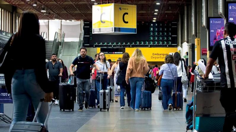 Governo federal libera 13,6 bilhões de reais em crédito para o setor aéreo (Bruno Escolastico Sousa Silva/Getty Images)