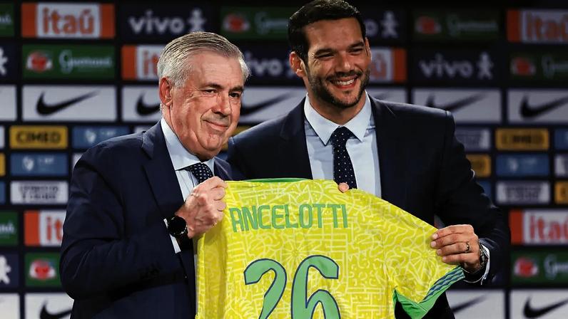 Carlo Ancelotti renovou contrato com a seleção brasileira até 2030 (Buda Mendes/Getty Images)