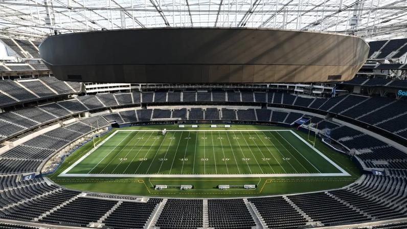 A abertura das partidas em solo americano acontece no SoFi Stadium, em Los Angeles: casa dos Rams e dos Chargers _ (Dan Mullan/Getty Images)