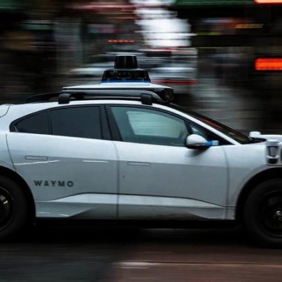 Waymo faz recall de robotáxis por risco de entrarem em zonas de obras