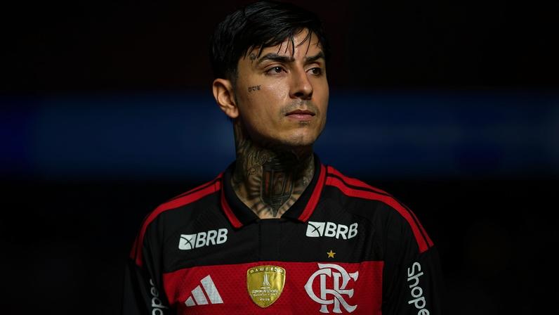 Atleta jogou pelo Chile pela última vez há mais de um ano
