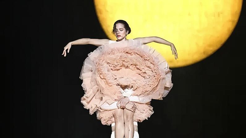 Rosalía faz shows em Boston após cancelamento de apresentações na Flórida, por motivos familiares