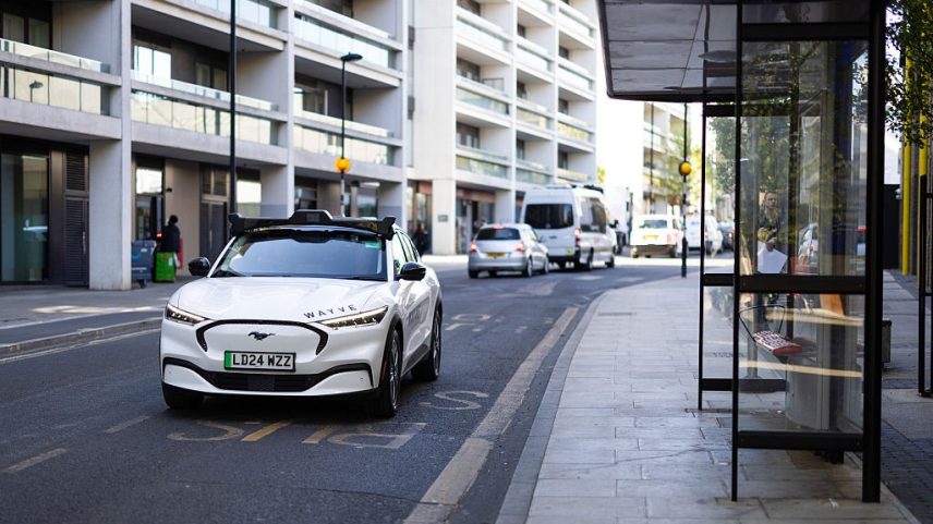 Parceria com gigante do transporte vai suavizar lançamento de carros autônomos em Londres