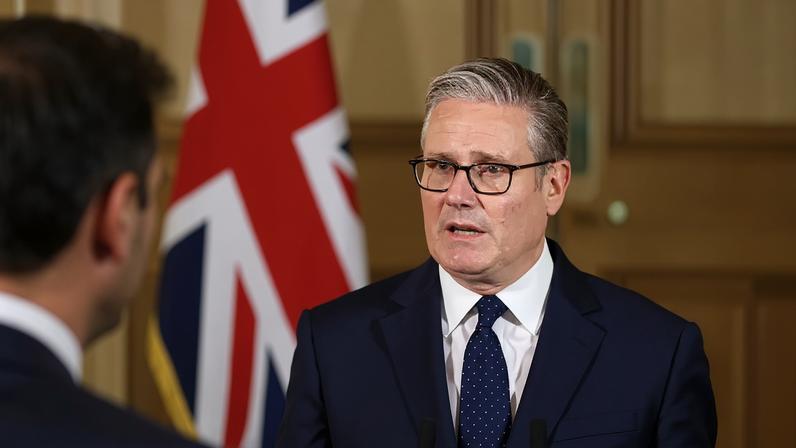 O primeiro-ministro do Reino Unido, Keir Starmer, do Partido Trabalhista. 30/04/2026 - (Jack Taylor/WPA Pool/Getty Images)