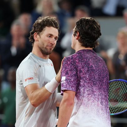Casper Ruud lamenta ponto polêmico na derrota para João Fonseca no Roland Garros