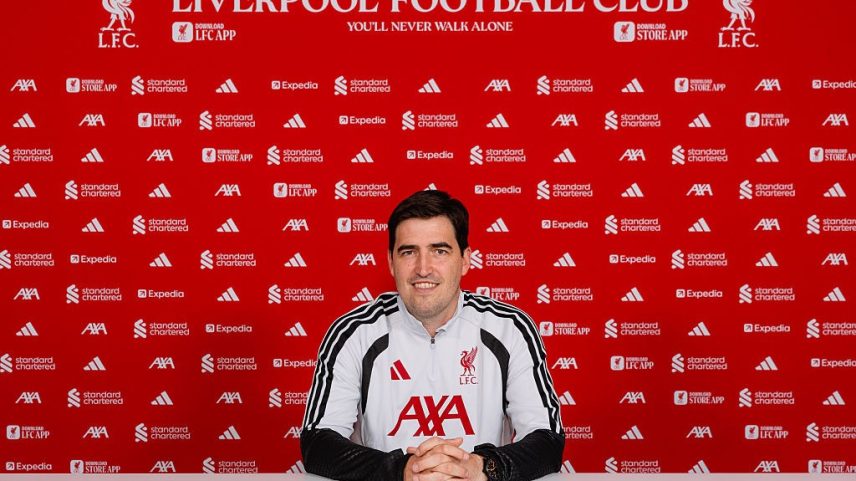 Andoni Iraola, de 43 anos, vindo do Bournemouth, sucede o holandês Arne Slot - (Nikki Dyer - LFC/Liverpool FC/Getty Images)