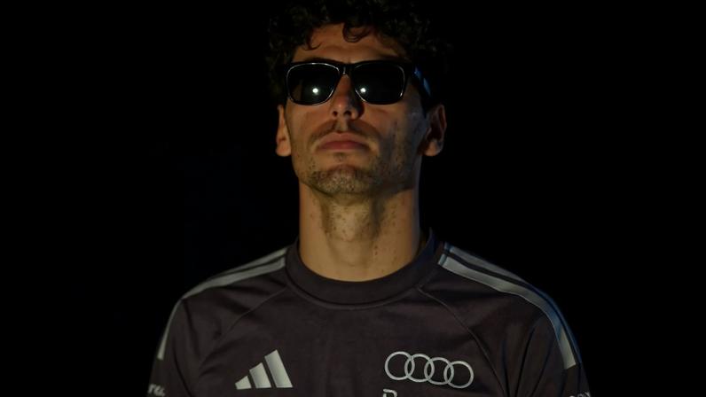 Gabriel Bortoleto antes de corrida pela Audi