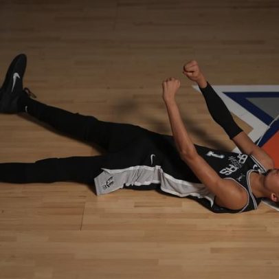 Wembanyama e Spurs vencem Jogo 3 em duelo decisivo contra Knicks