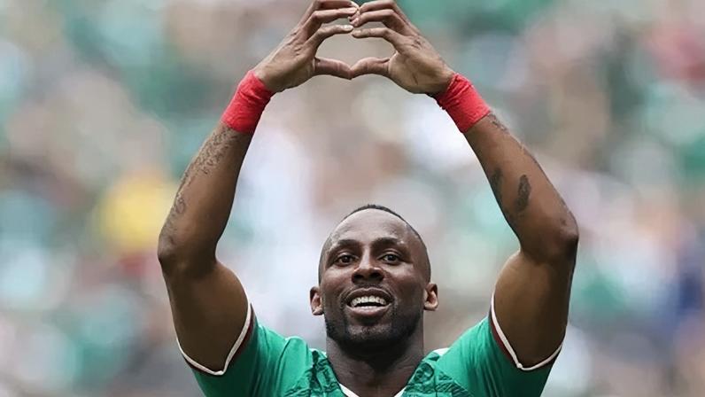 Julian Quinones comemora primeiro gol do México e da Copa do Mundo de 2026