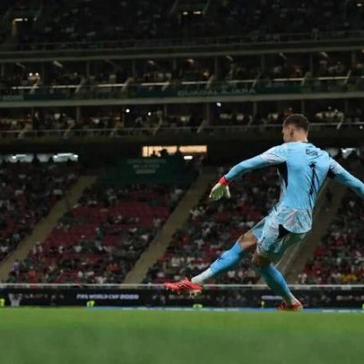 Por que muitos ingressos ficaram vazios em jogo da Copa quase esgotado