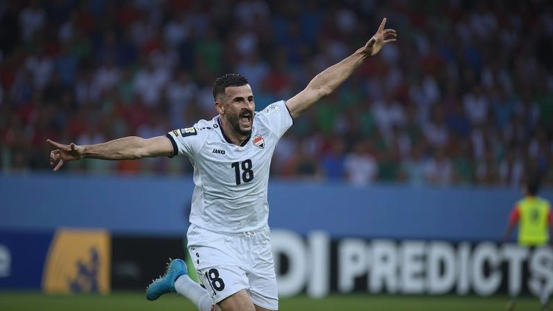 Aymen Hussein é o principal goleador da Seleção do Iraque (Abdulhamid Hosbas/Getty Images)
