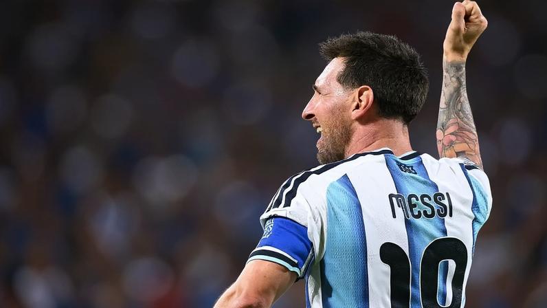 Messi não demonstra preocupação com as marcas individuais que ainda pode alcançar nesta Copa do Mundo (Tom Weller/Getty Images)