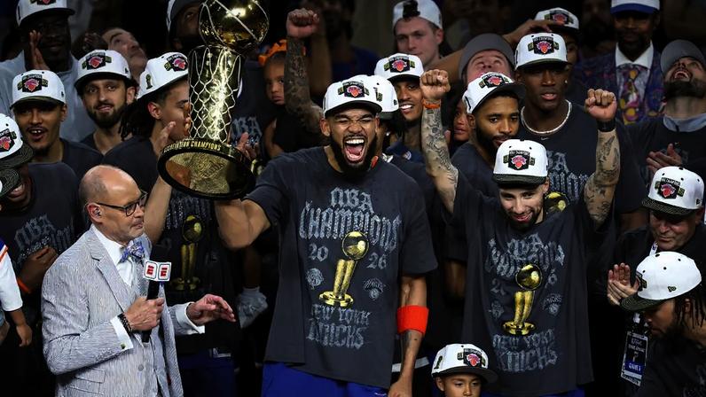 Jogadores do New York Knicks comemorando o título