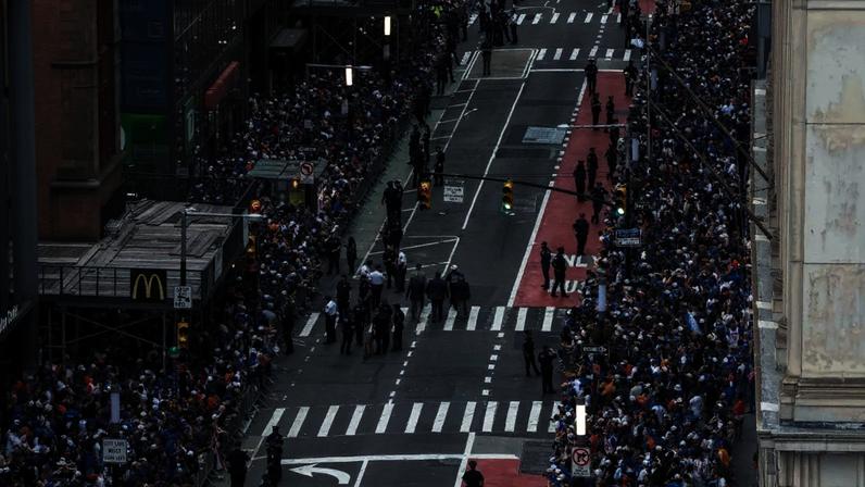 Imagem do desfile visto de cima