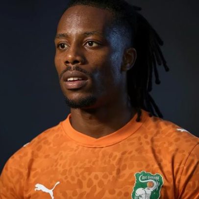 Titular da Costa do Marfim tem entrada negada no Canadá
