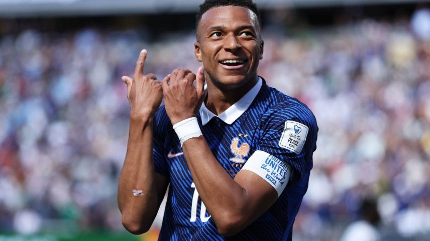 Kylian Mbappé, atacante de França (Dan Mullan/Getty Images)