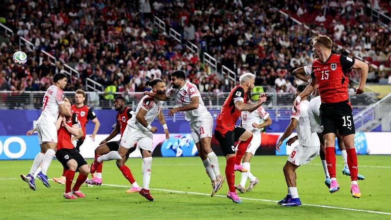 Yazan Al Arab scores an own goal to give Austria the win