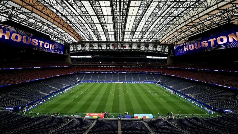 Estádio de Houston, nos Estados Unidos, vai ser o palco da partida entre Brasil e Japão nesta segunda, 29 (Lars Baron/Getty Images)