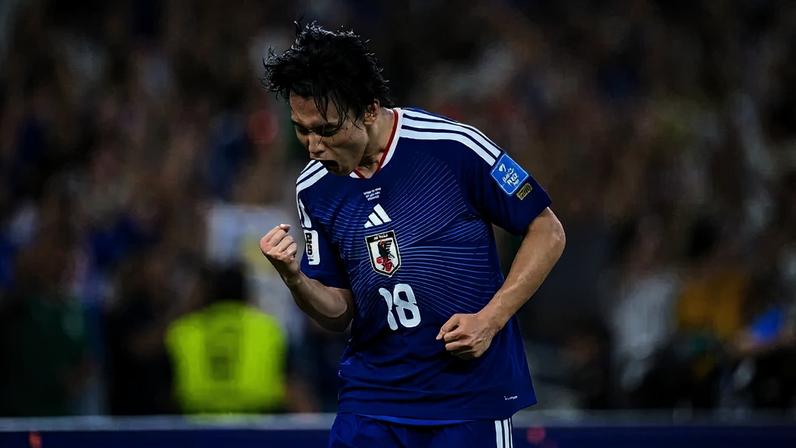 Ayase Ueda marcou dois gols na goleada contra a Tunísia (Martín Fonseca/Eurasia Sport Images/Getty Images)