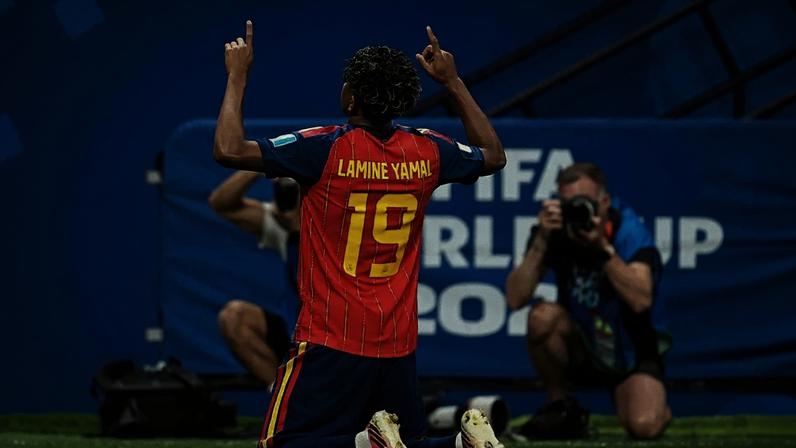 Lamine Yamal marcou seu primeiro gol em uma Copa do Mundo (Jose Breton/Pics Action/NurPhoto/Getty Images)