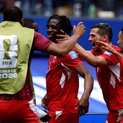Substitutos decisivos levam Suíça à vitória sobre a Bósnia; Xhaka responde a críticas
