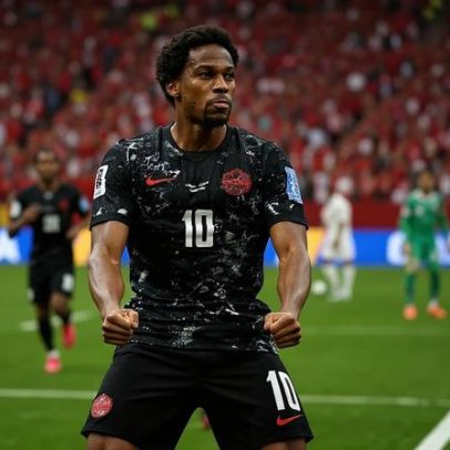 Artilheiro canadense pode ultrapassar Messi em gols