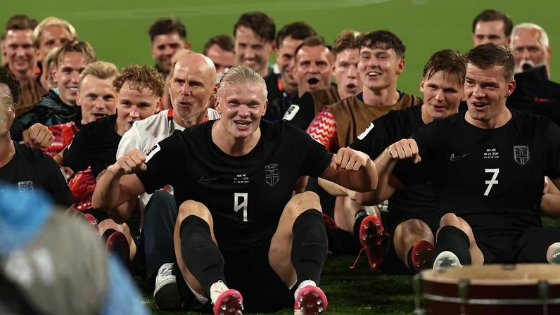 Norway celebrate beating Senegal