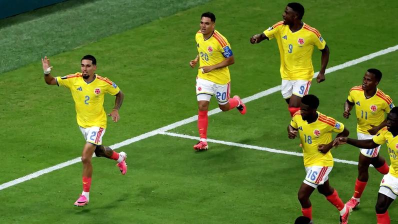 Daniel Munoz celebrates his goal against DR Congo