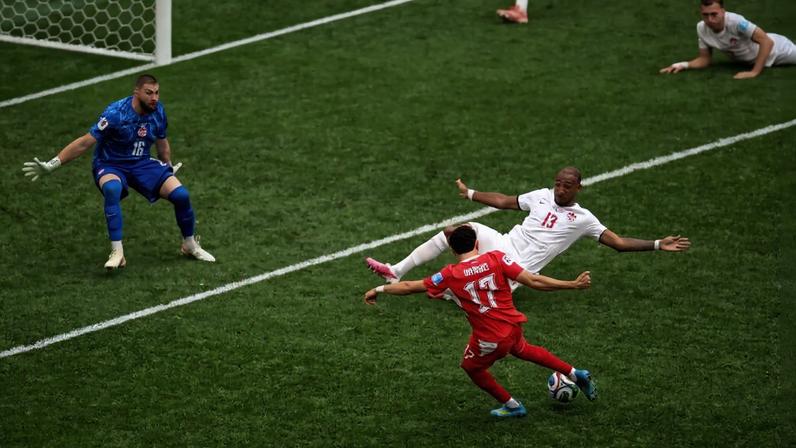 Ruben Vargas puts Switzerland 1-0 up against Canada