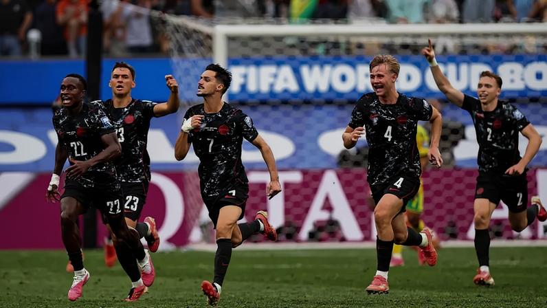 Seleção canadense na fase de 16 avos da Copa do Mundo (Fran Santiago/Getty Images)