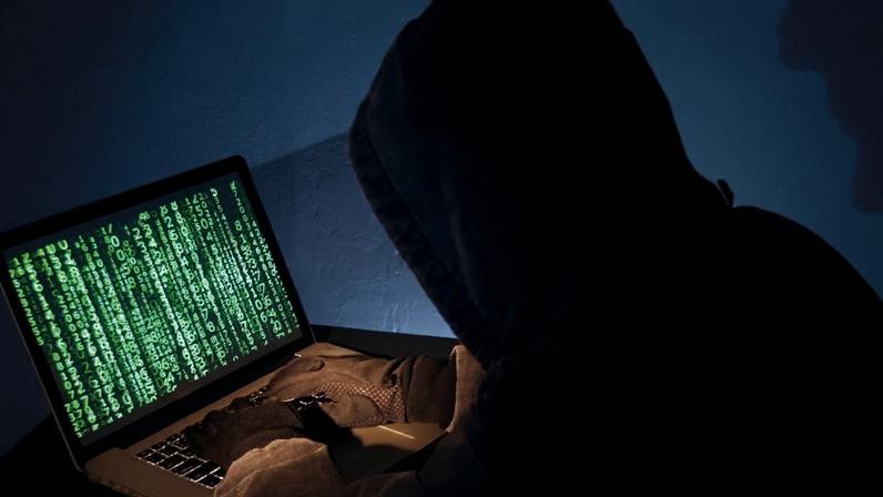 Ataques cibernéticos: casos cresceram 11% neste ano (Seksan Mongkhonkhamsao/MOMENT/Getty Images)
