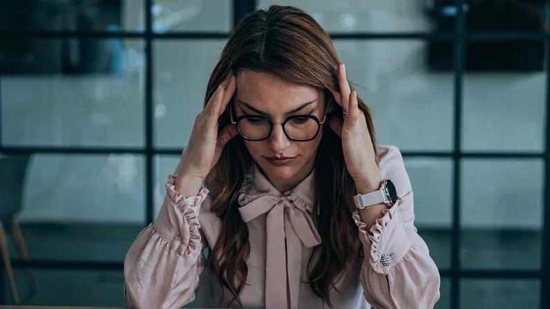 Estudo aponta causas e impactos do mal-estar no trabalho