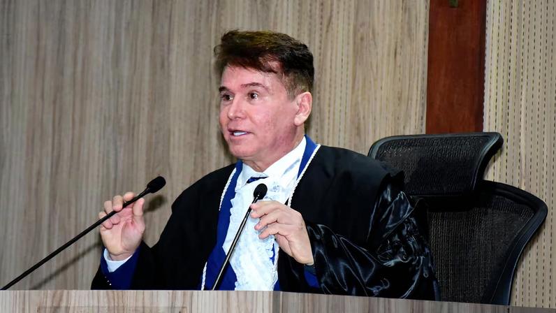 O presidente do TRE, durante uma reunião nesta segunda-feira (8), respondeu sobre a decisão e, além de alertar os políticos, também disse que os casos se avaliados separadamente