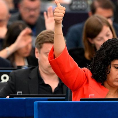 Parlamento Europeu aprova acordo UE-EUA com cláusulas de proteção e revisão