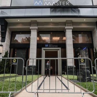 Eleição vira disputa de quem se envolveu menos com lama no caso Master