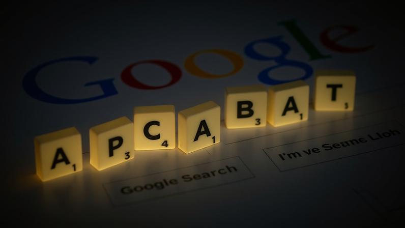 Alphabet eleva emissão de ações para cerca de 85 bilhões de dólares, maior da história