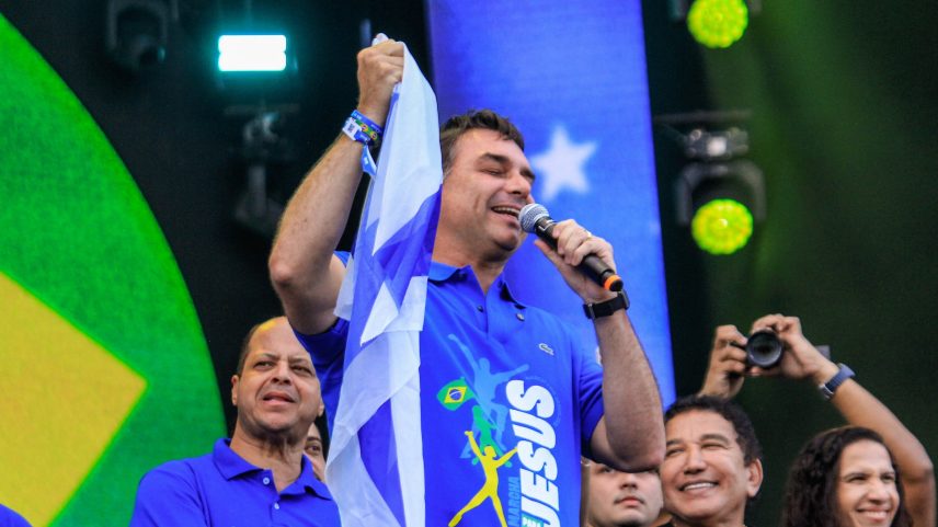 Senador afirmou que o Brasil "vai voltar a ser uma nação irmã de Israel”