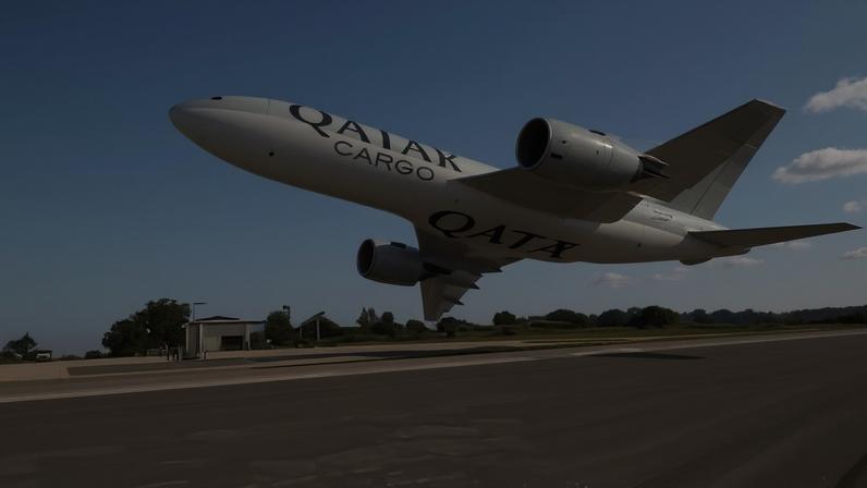 Boeing 777 com pintura da Qatar: passagem baixa sob investigação