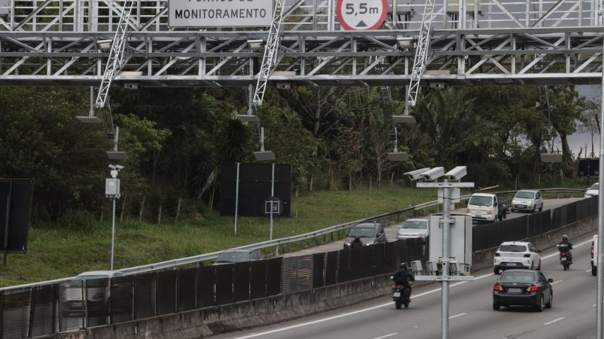 PESQUISA JORNAL DO CARRO. Foto: Werther Santana/Estadão