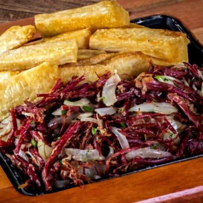Receitas com carne seca para o sábado: 7 opções